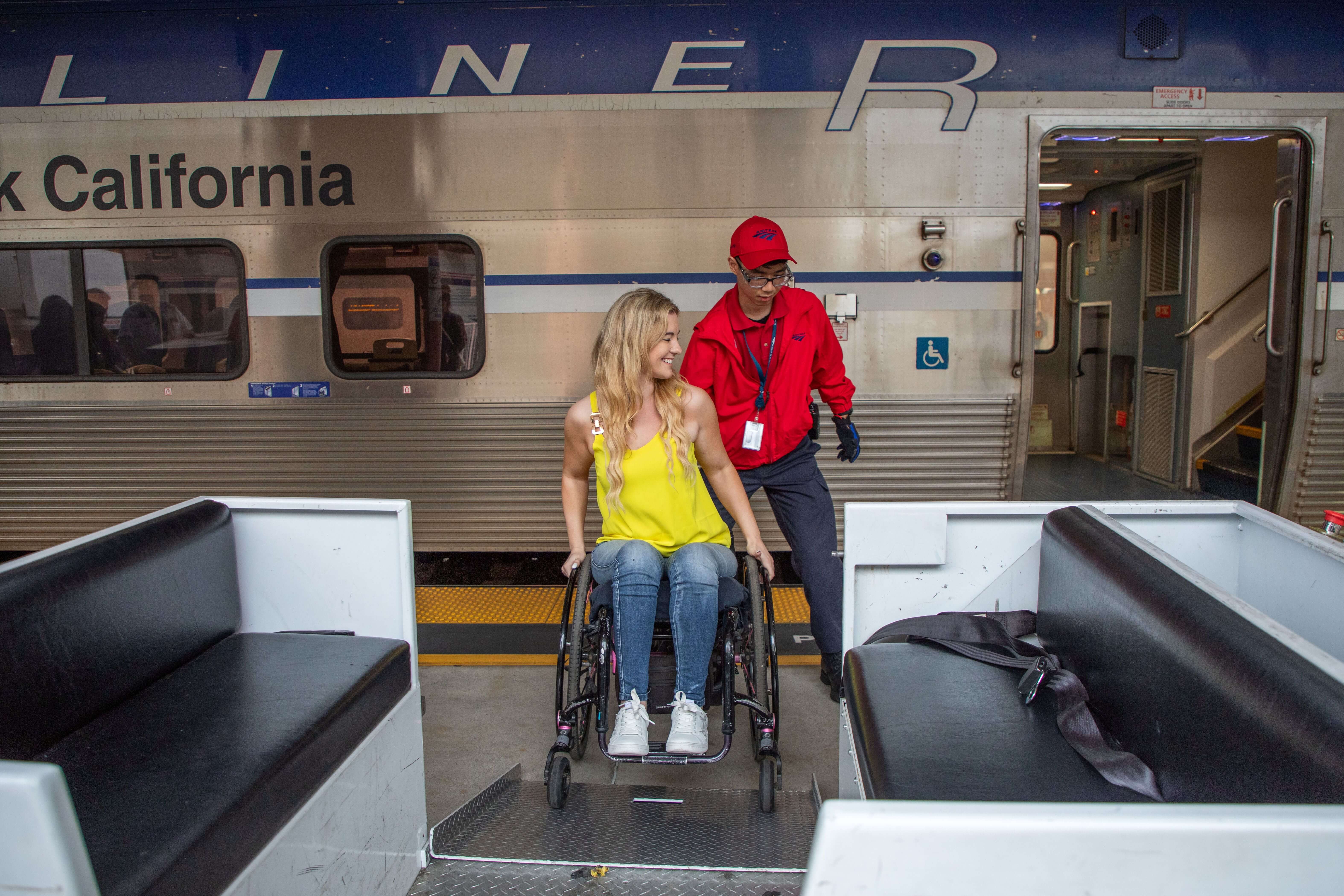 Station baggage services